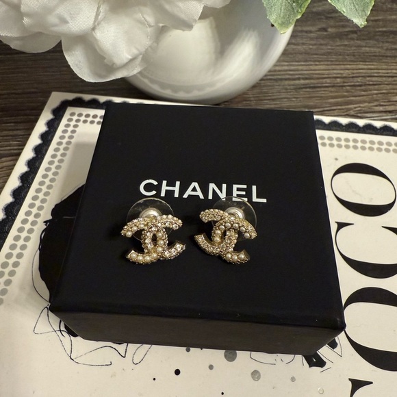 CHANEL Small Gold CC Crystal Faux Pearl Stud Earrings - Picture 2 of 10